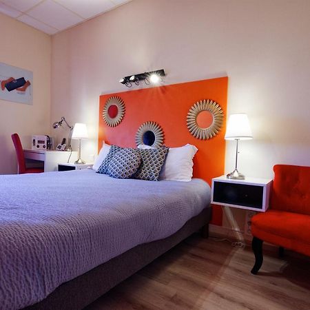 Logis Hotel Le Bocage Montmarault Ngoại thất bức ảnh
